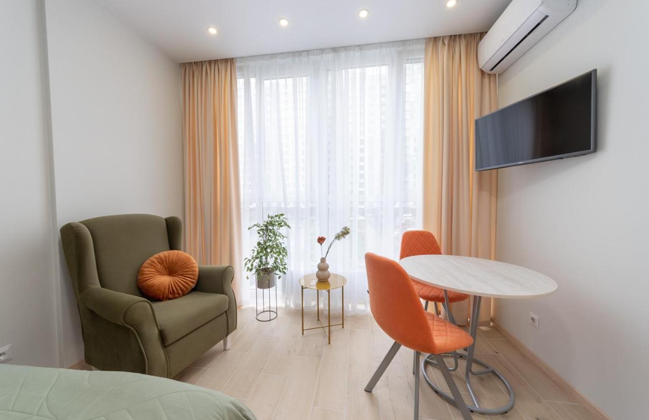 Myfreedom метро сирець Apartment