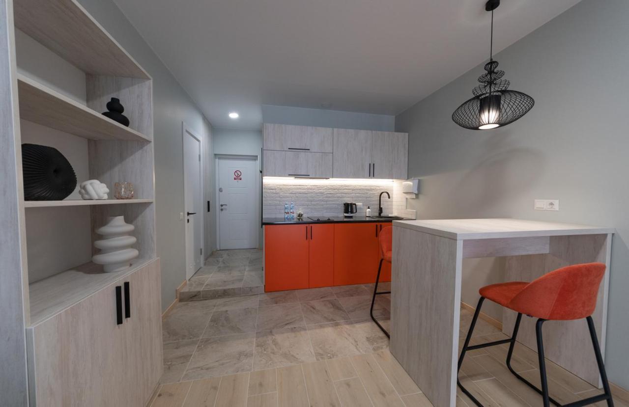 Myfreedom метро сирець Apartment
